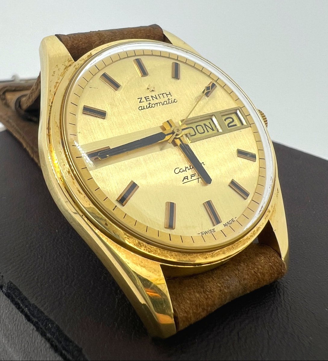 Zenith Captain oro giallo