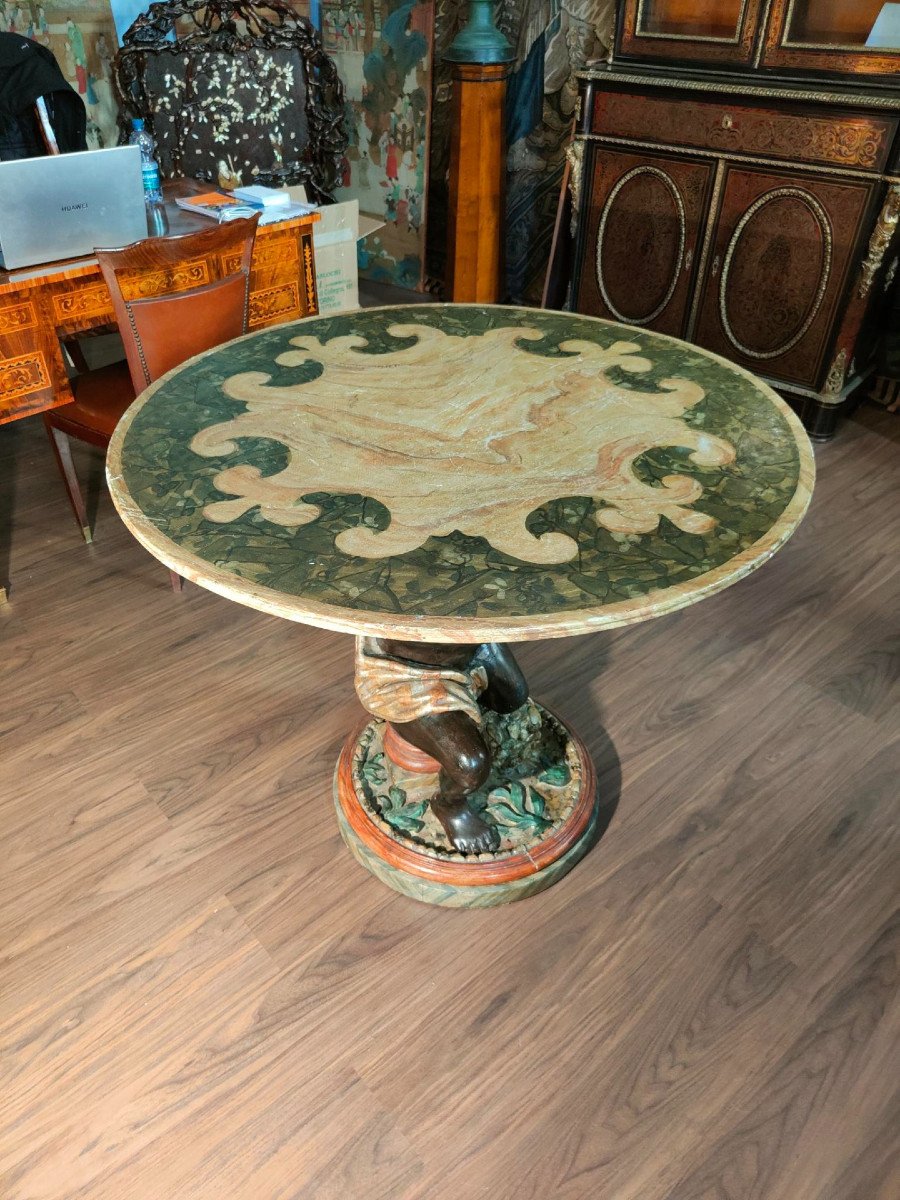 Tavolo in legno laccato sorretto da un moro veneziano dipinto-photo-4
