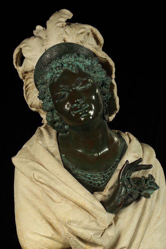 Busto di donna su colonna a finto marmo-photo-2