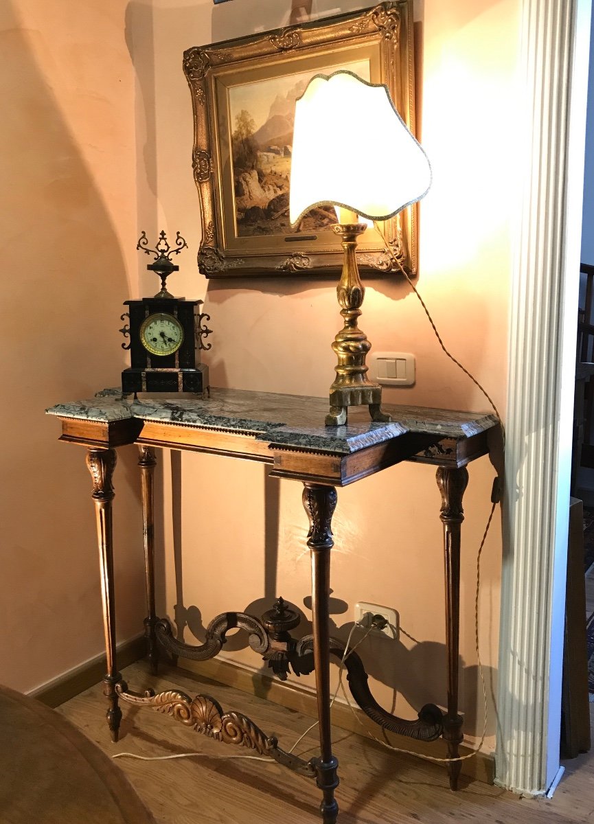 Consolle in legno di Noce intagliato e piano in marmo. Fine '800 Toscana. 