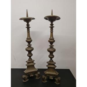 Coppia di candelabri in bronzo XVII secolo Nord Italia