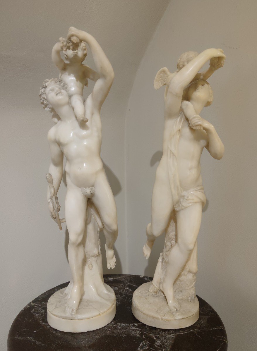 Coppia di sculture in alabastro 