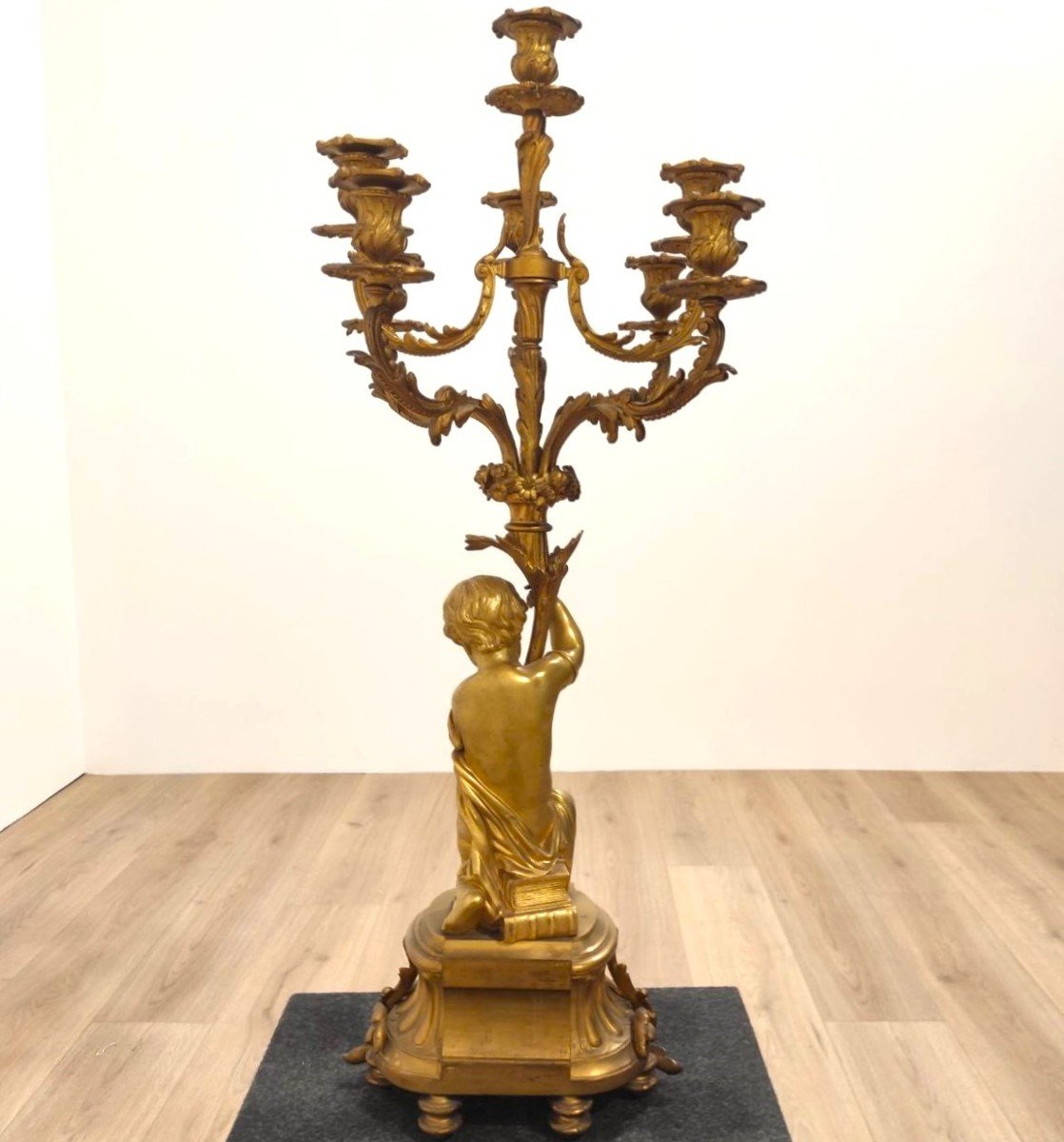 Candelabro antico in bronzo dorato, H. Picard metà XIX sec.-photo-1