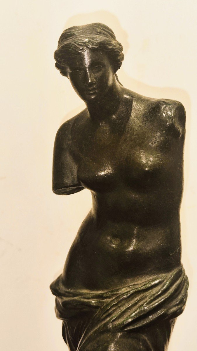 Antica statua in bronzo e marmo " Venere di Milo " grand tour-photo-1