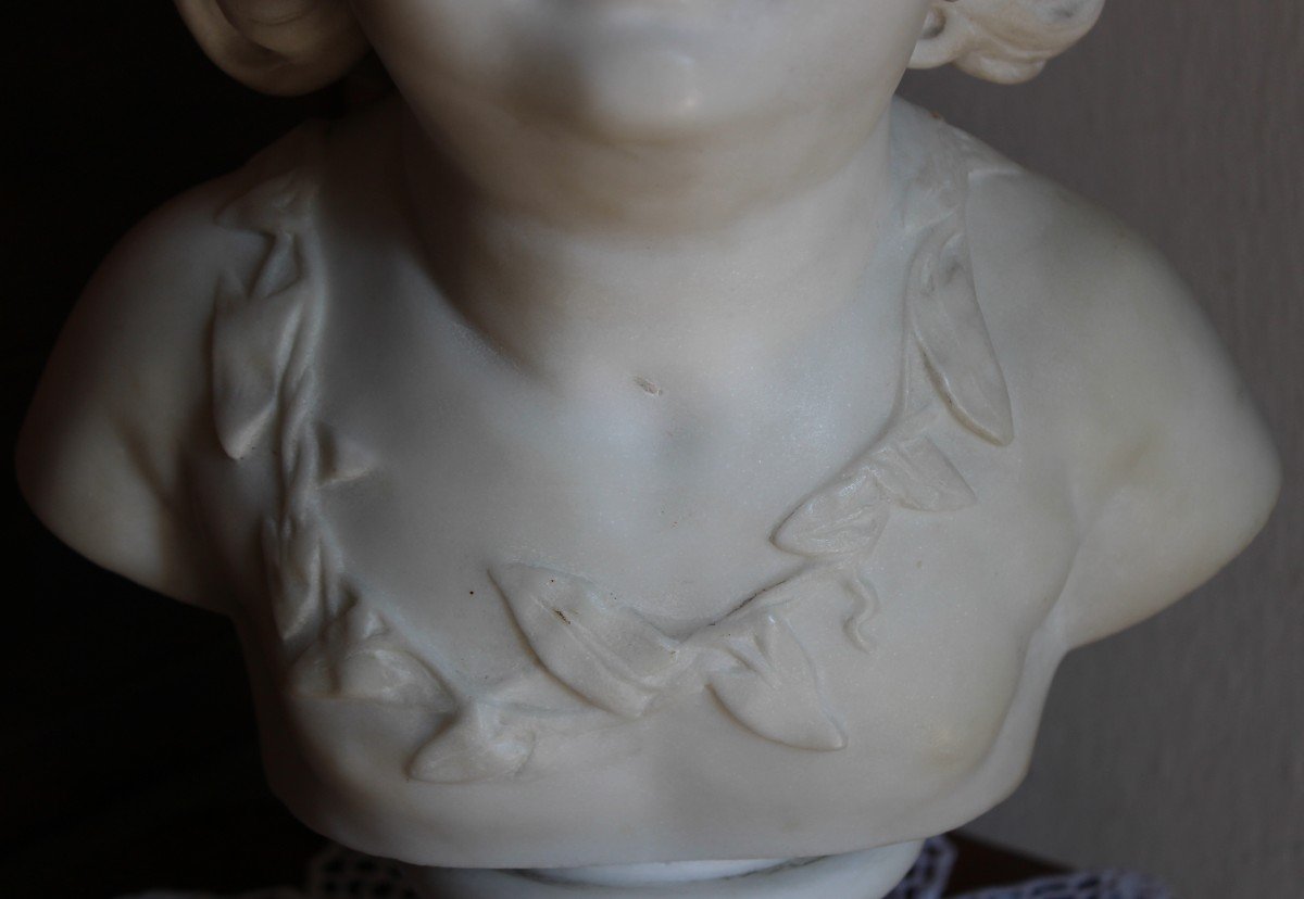 BUSTO IN MARMO STATUARIO DI CARRARA  "BAMBINA SORRIDENTE", FINE XIX SECOLO.-photo-2