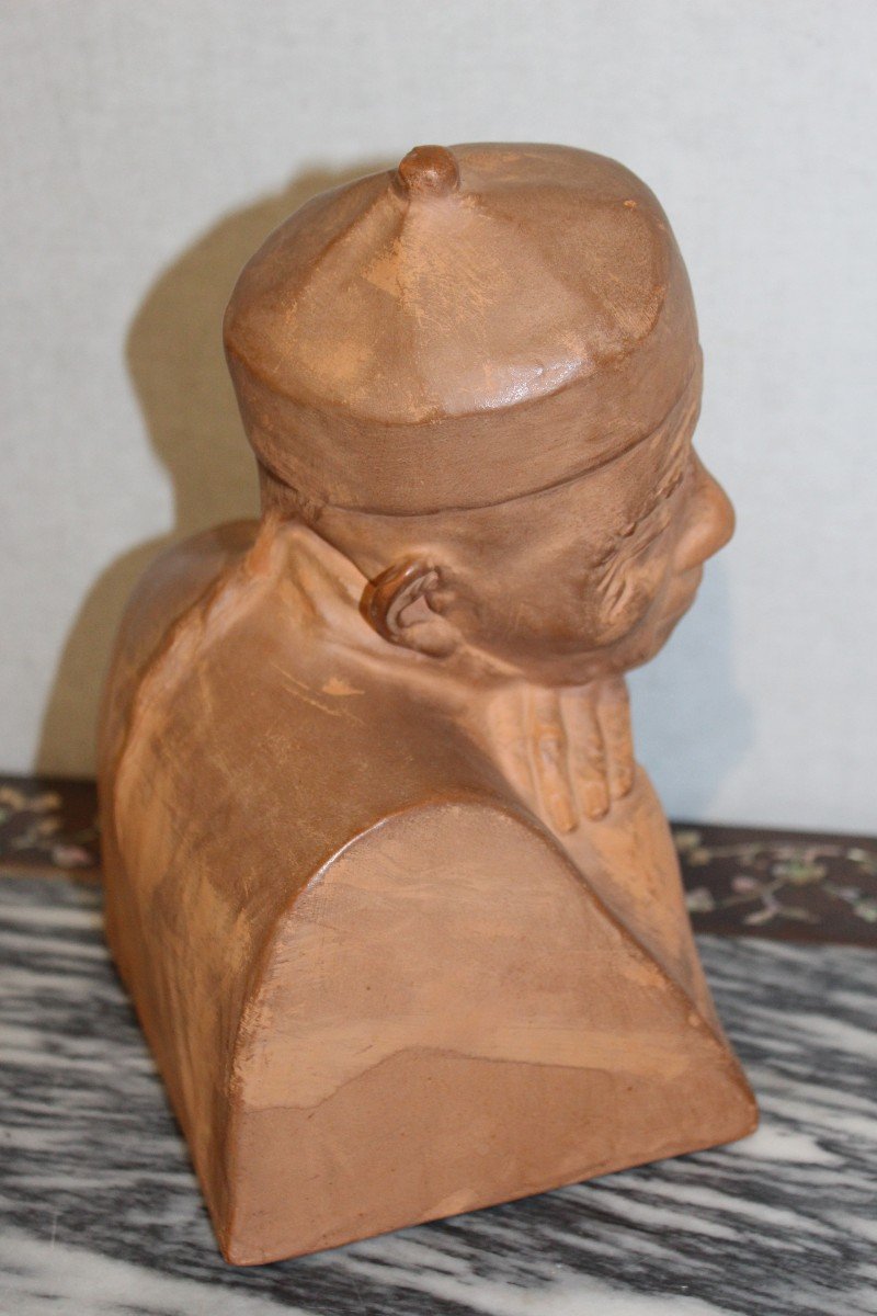 BUSTO DI UN UOMO ASIATICO IN TERRACOTTA, GASTON HAUCHECORNE (1880-1945).-photo-4