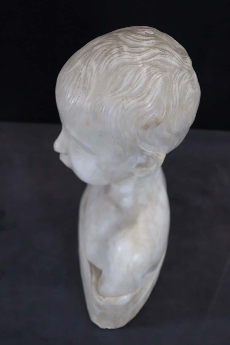 Busto di bimbo in marmo bianco di Carrara-photo-5