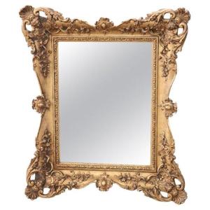 Specchio da parete in legno dorato