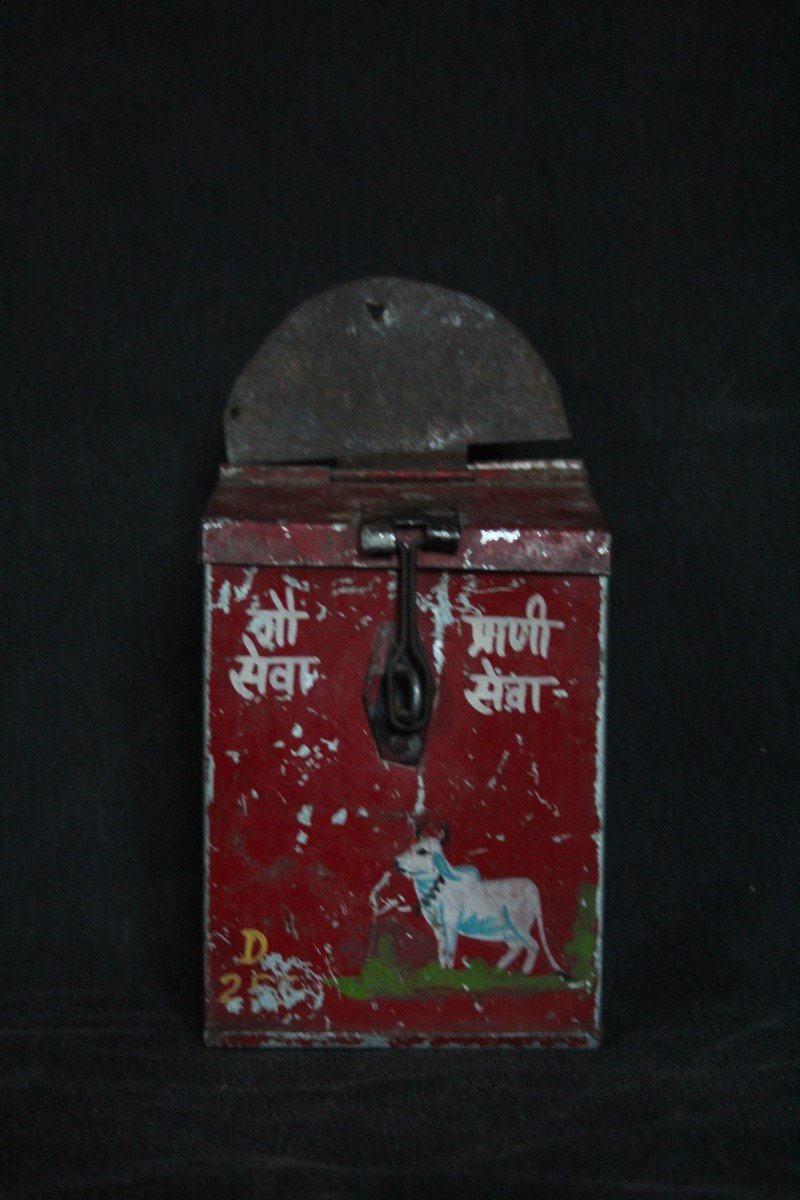 Scatola per Donazioni Nandi Vintage dall'India.Vintage Nandi Donation Box, India