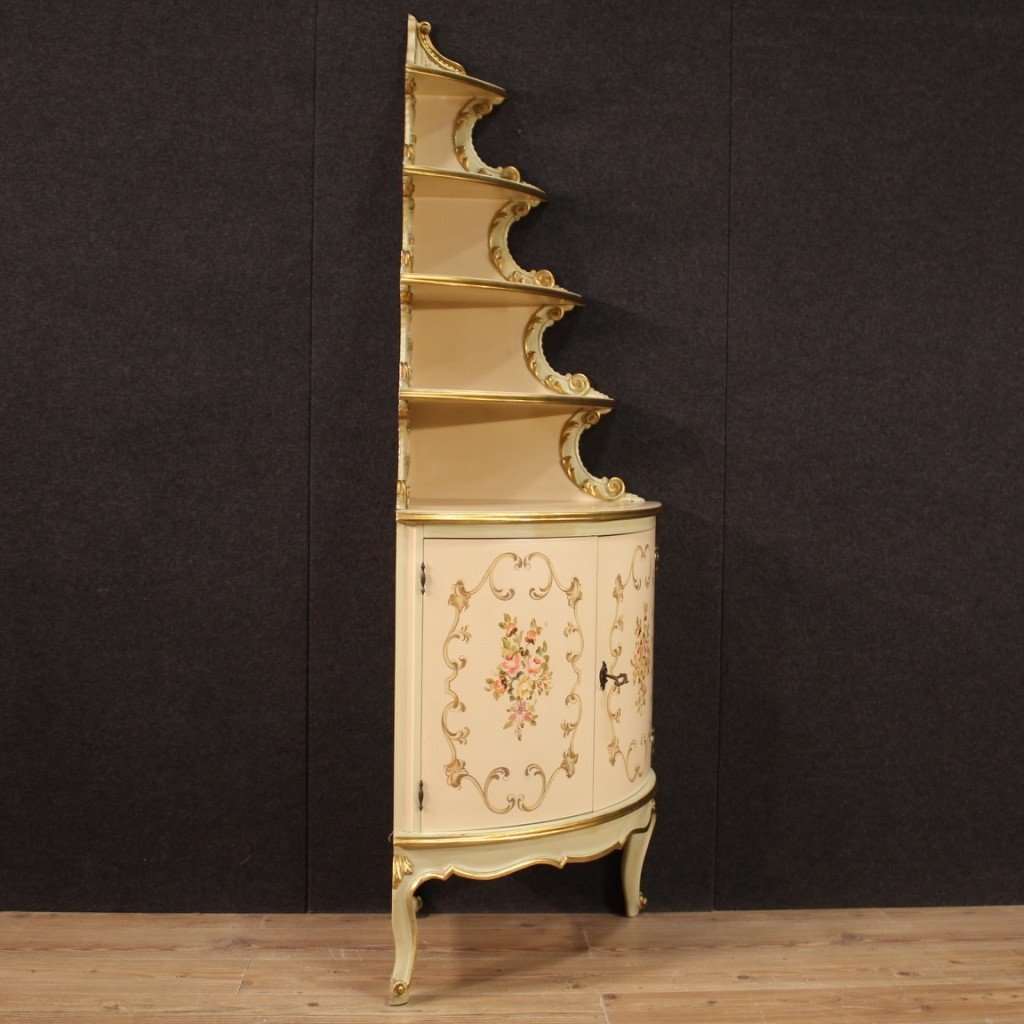 Angoliera in legno laccato, dorato e dipinto del XX secolo-photo-5
