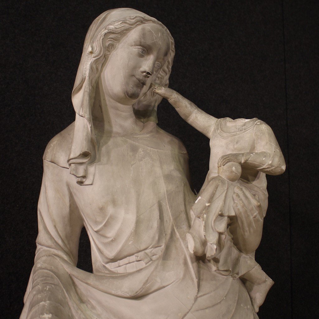 Scultura in gesso Madonna col bambino del XX secolo-photo-1