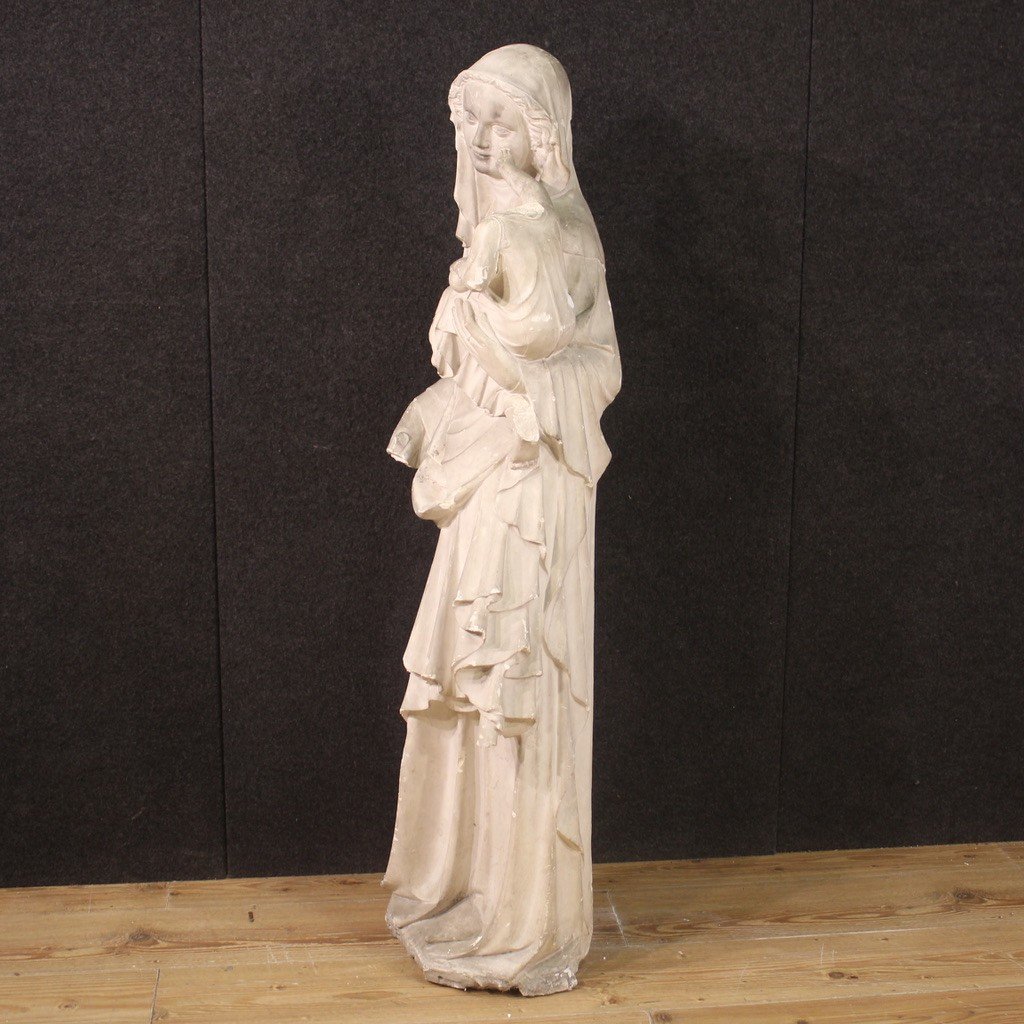 Scultura in gesso Madonna col bambino del XX secolo-photo-4