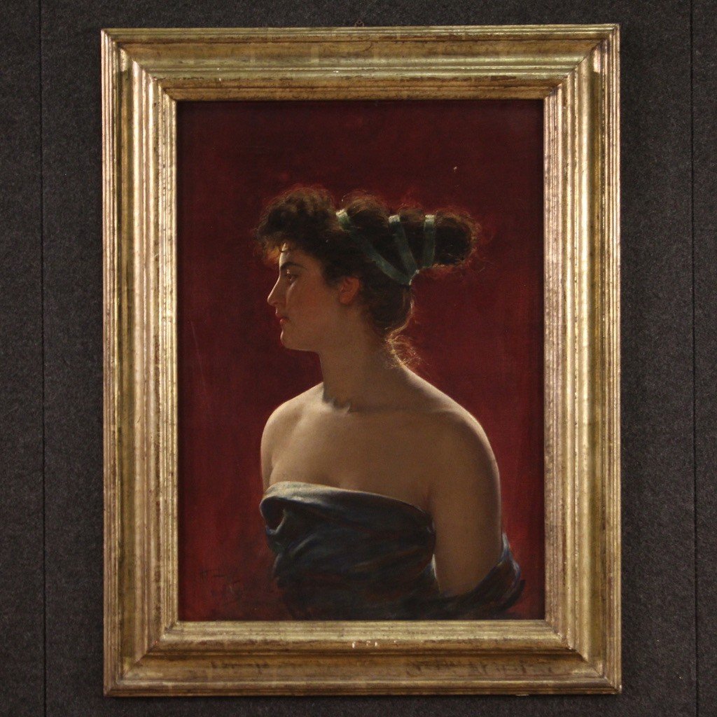 Ritratto di giovane donna firmato H. Holtzbecher e datato 1909