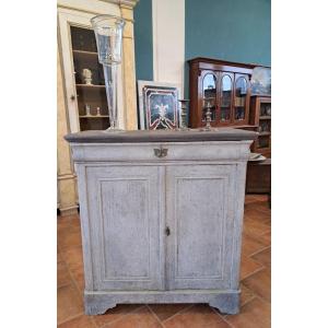 Credenza dell'Ottocento dipinta