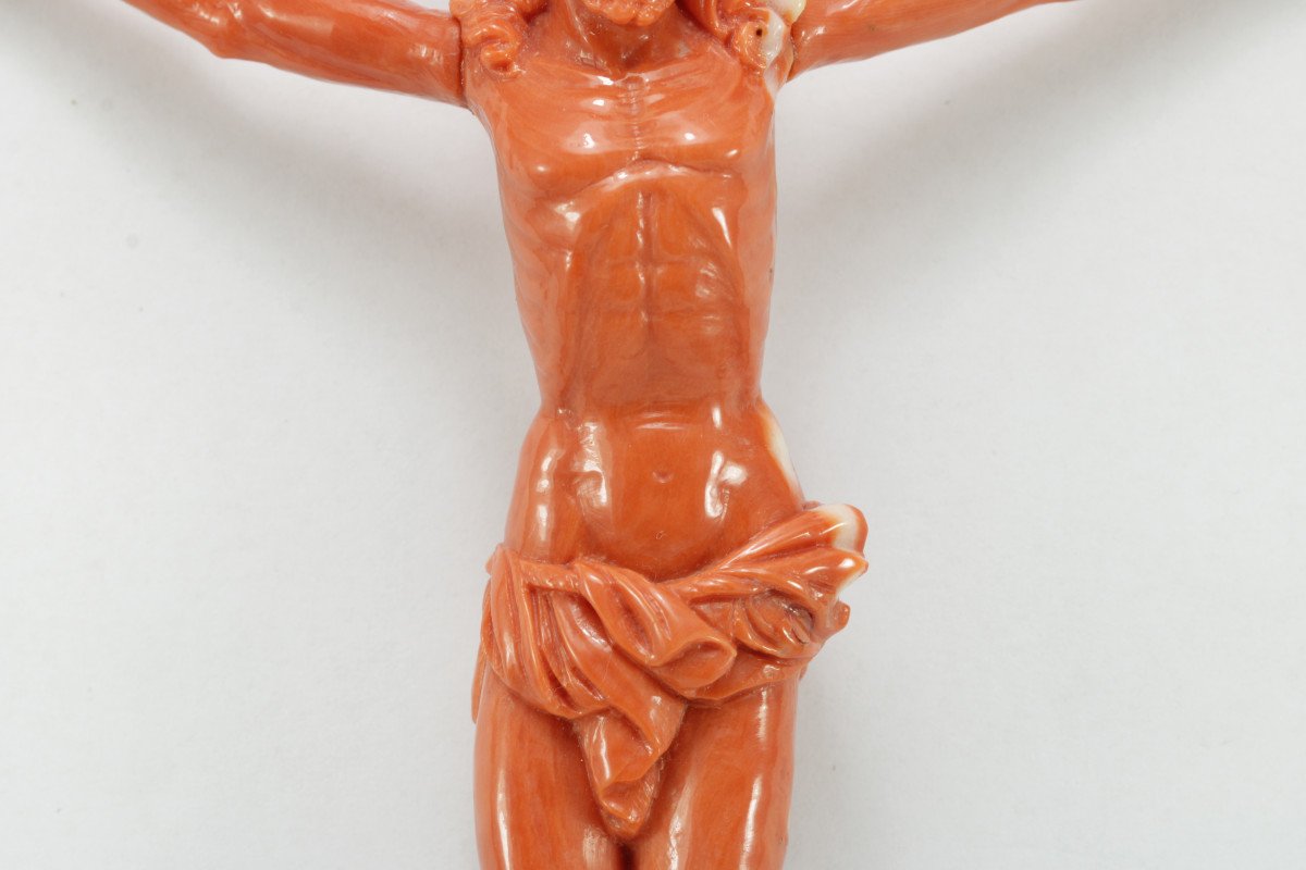 Christ Anciennes en Corail sculpté-photo-2