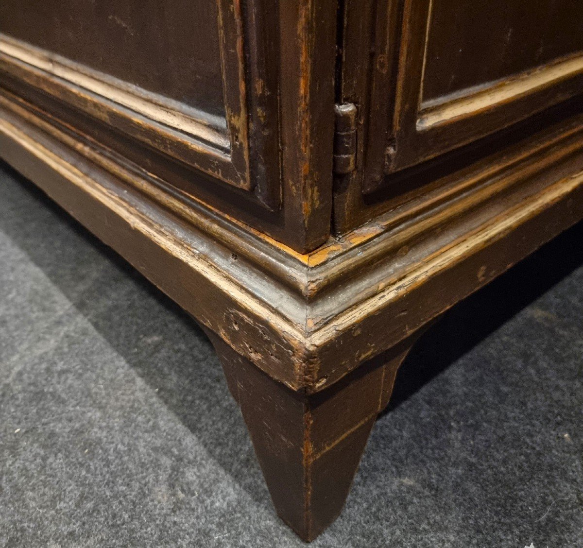 Credenza veneta in noce del 1600 da convento monastico-photo-6