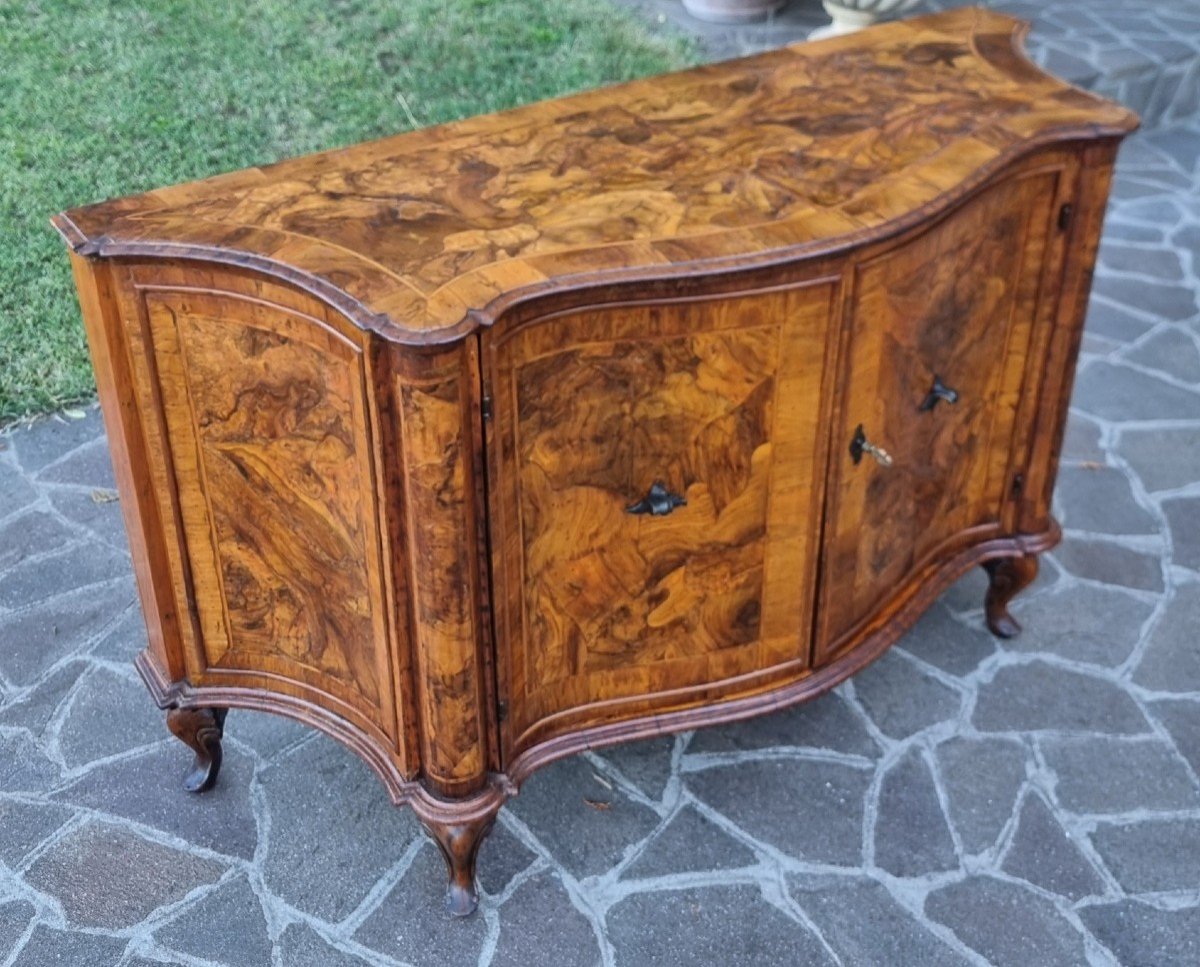 Raffinata Credenza in Radica di Noce dell’800 da Palazzo Veneziano-photo-3