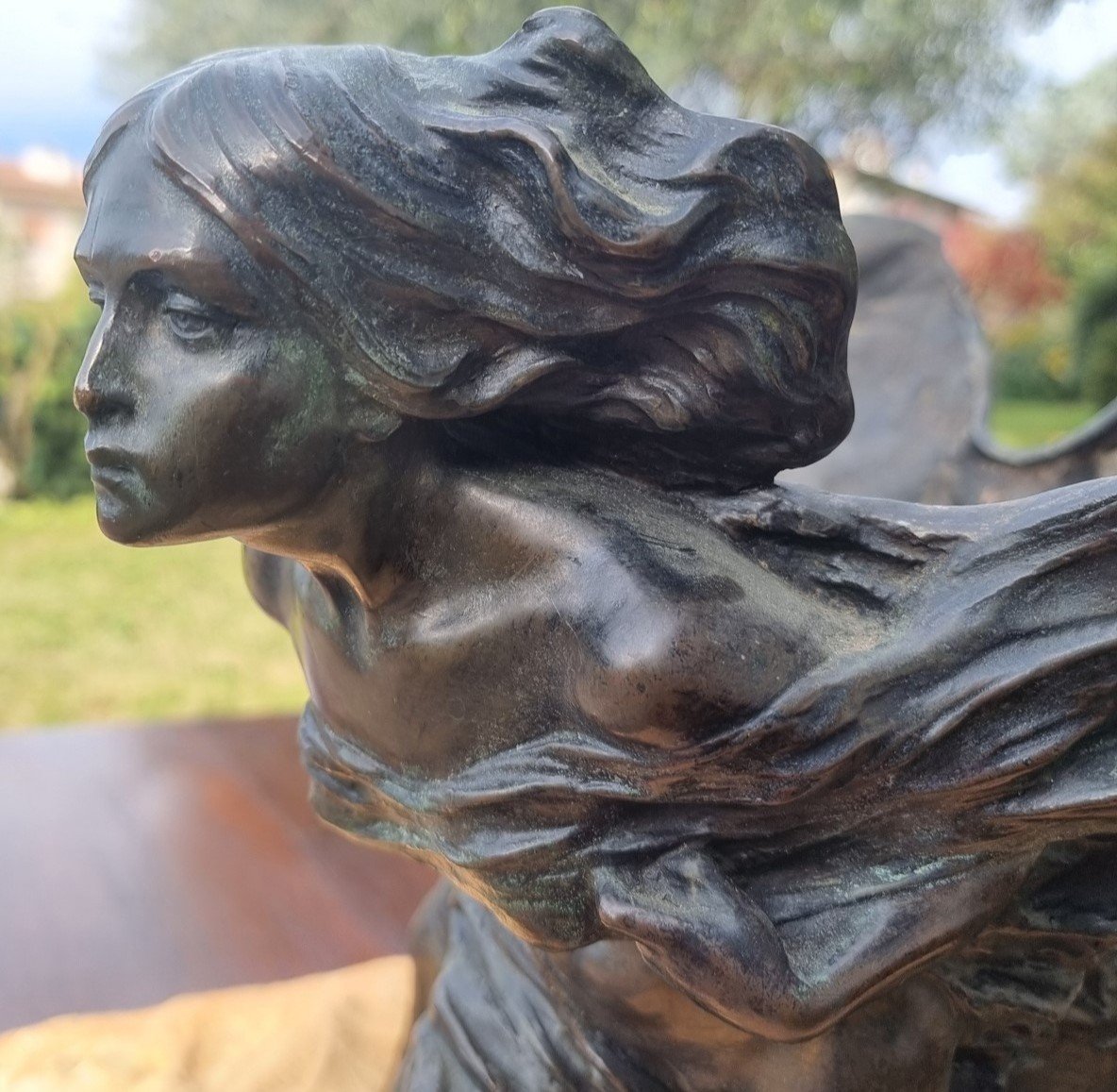 Affascinante scultura in bronzo del 1880 inno alla femminilità-photo-2