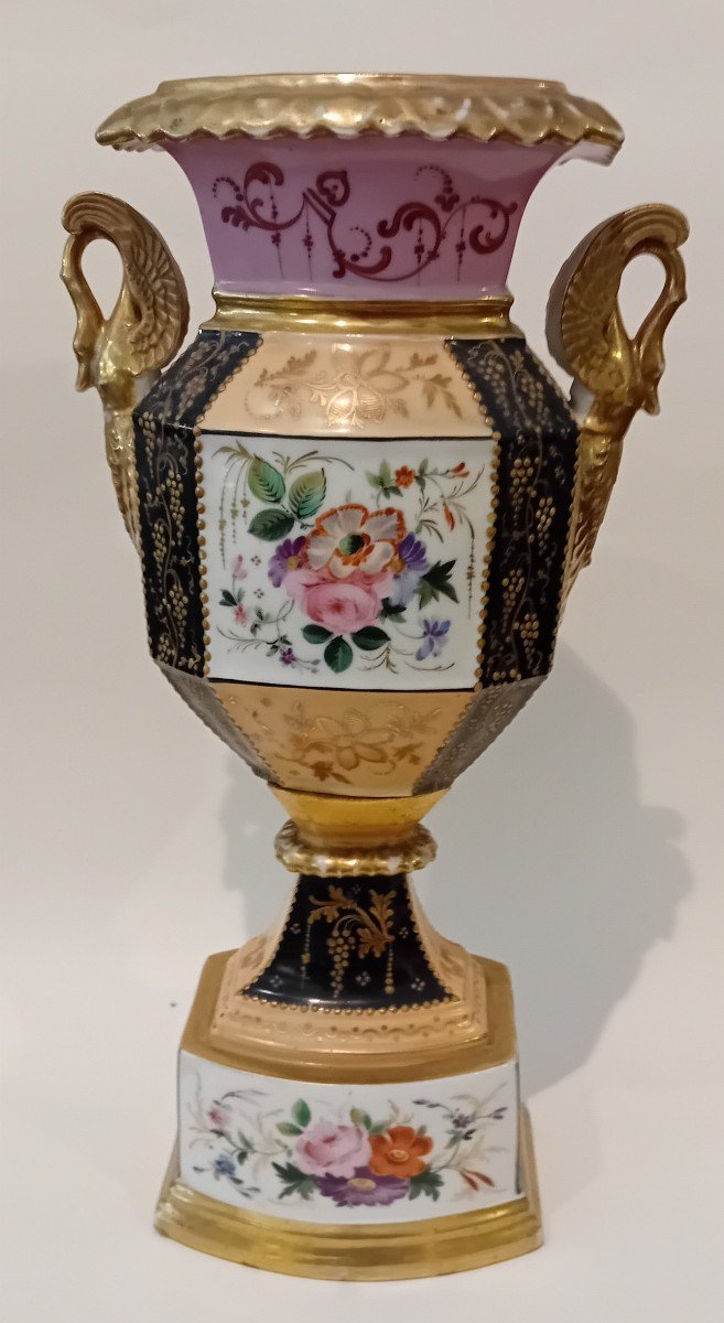 antico vaso Impero francese  in porcellana decorata