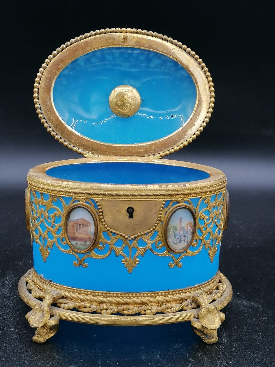 Exclusif Grand Coffret/boîte En Verre Opalin Bleu Avec Des Miniatures De Paris/palais-royal-photo-3