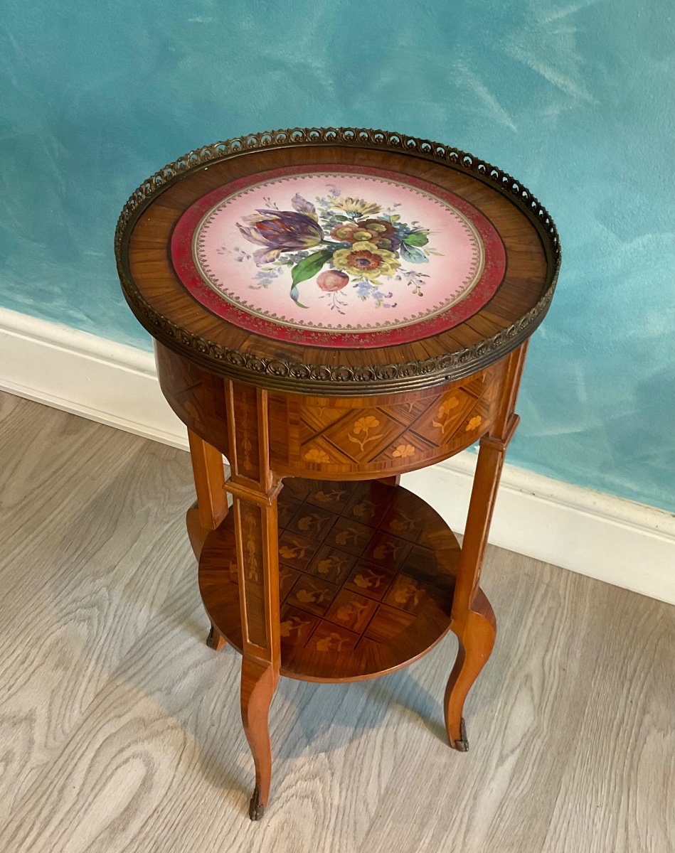 Table Basse Ancienne En Marqueterie Avec Plateau En Porcelaine, XIX Siecle -photo-4