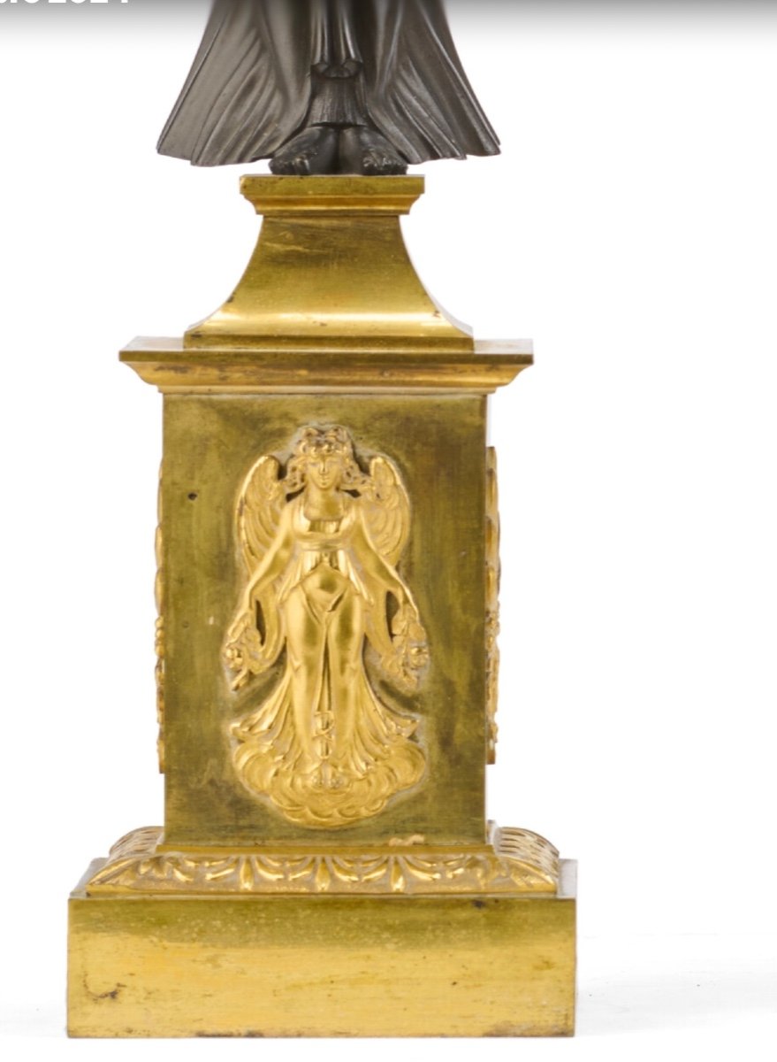 Coppia di candelabri in bronzo-photo-3