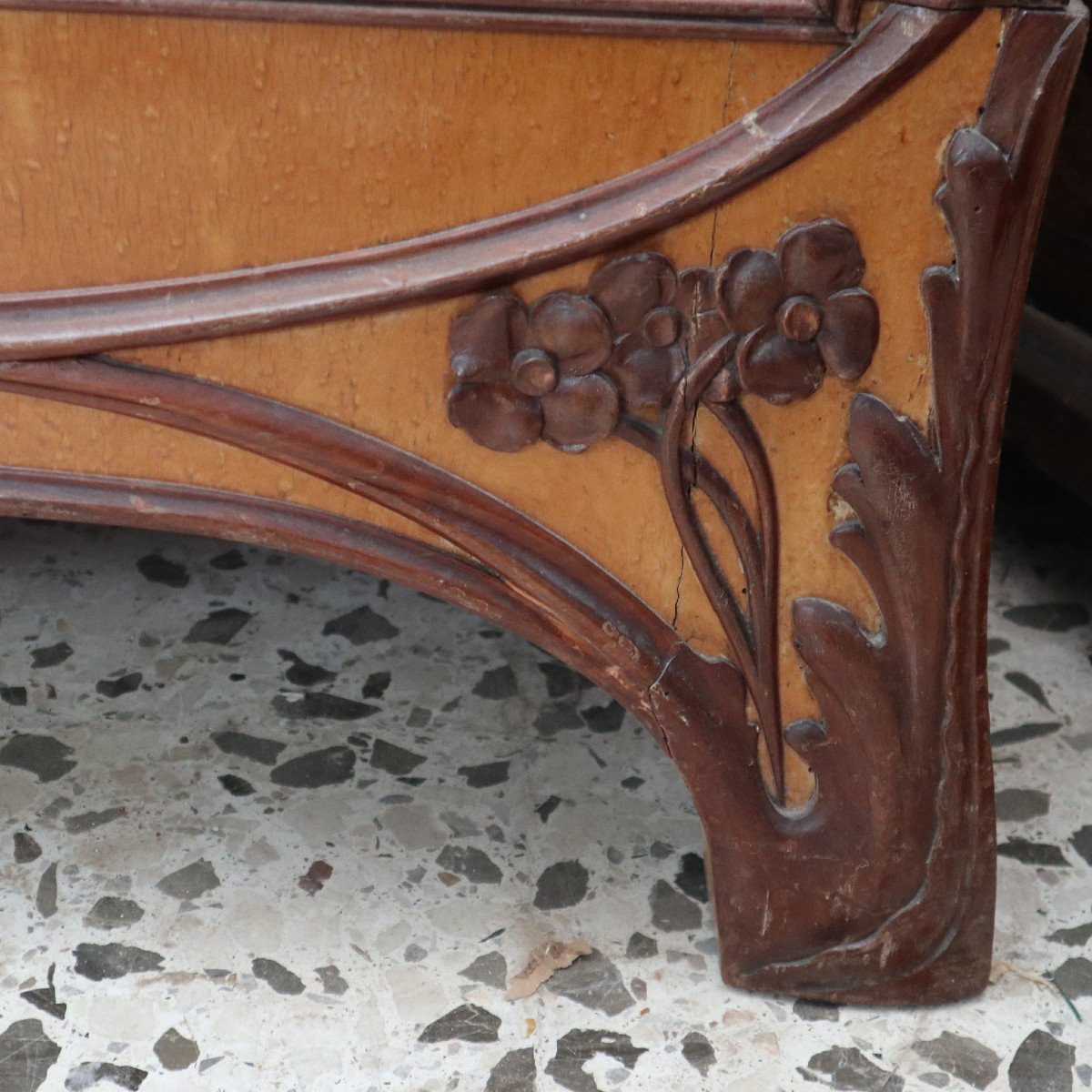 Elegante ed antico armadio Art Nouveau-photo-4